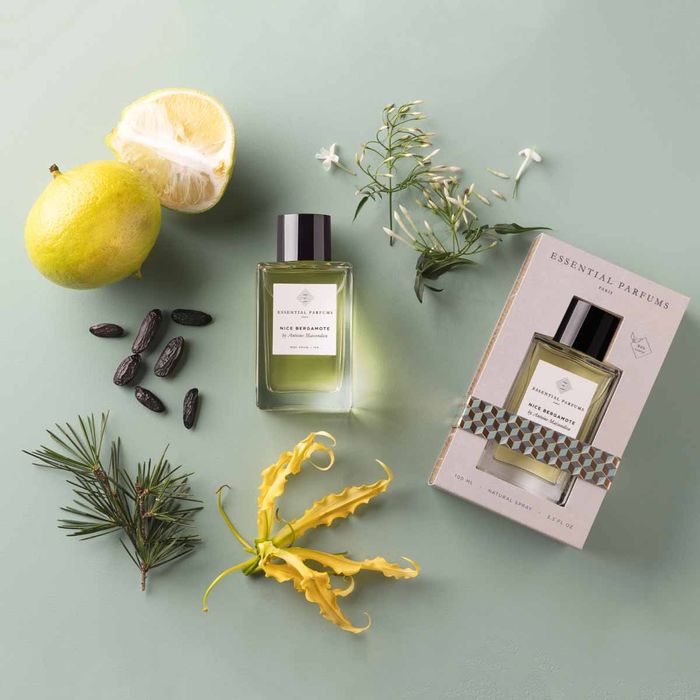 Парфюм от бренда Essentially Parfums
