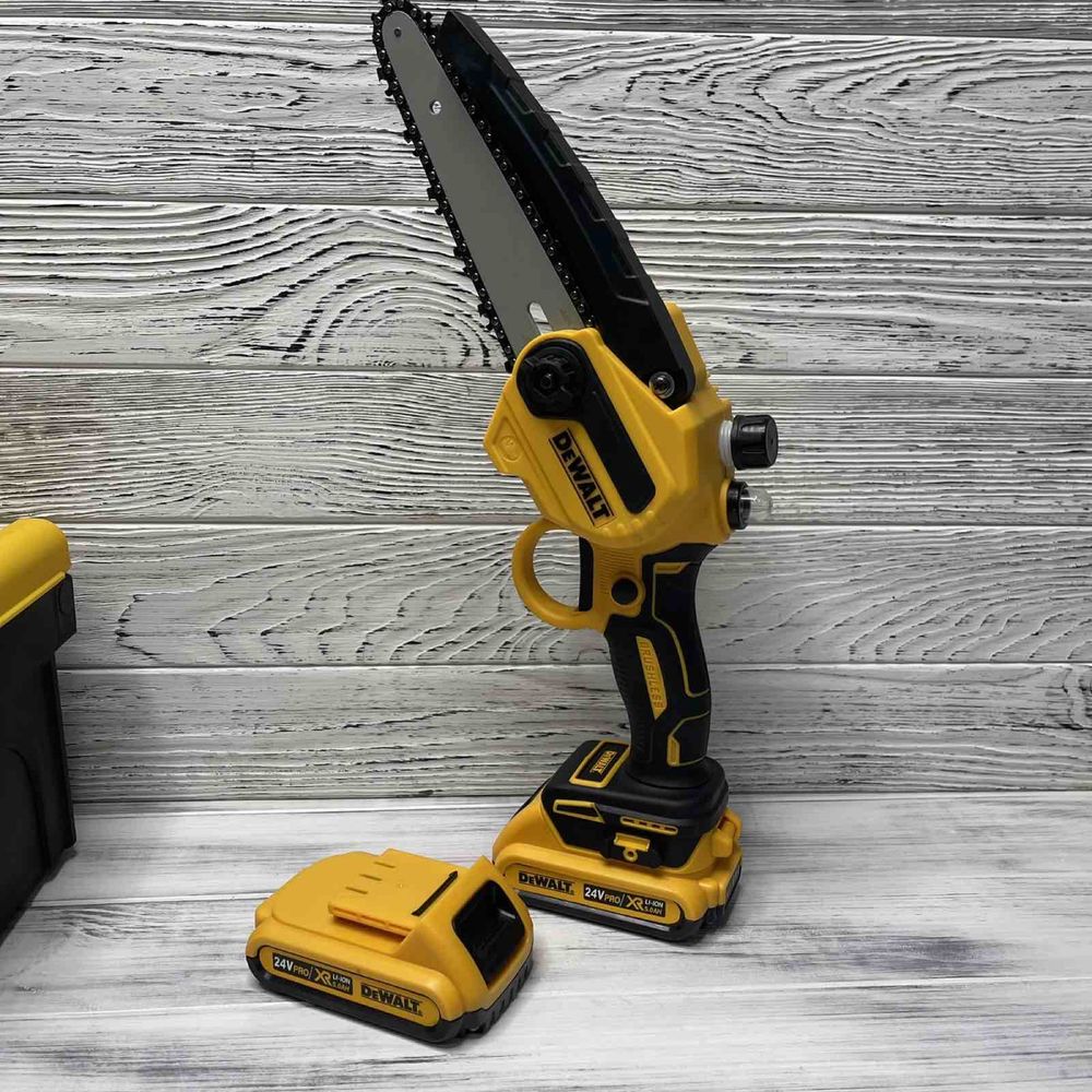 Аккумуляторная мини пила DeWalt DCM160N (24V, 4AH, шина 15