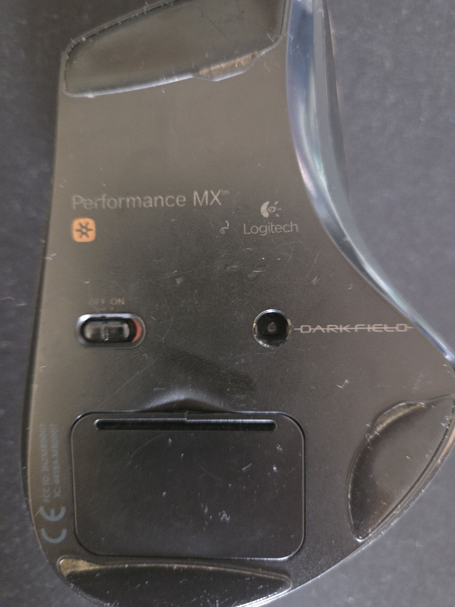 Myszka bezprzewodowa Logitech Performance MX