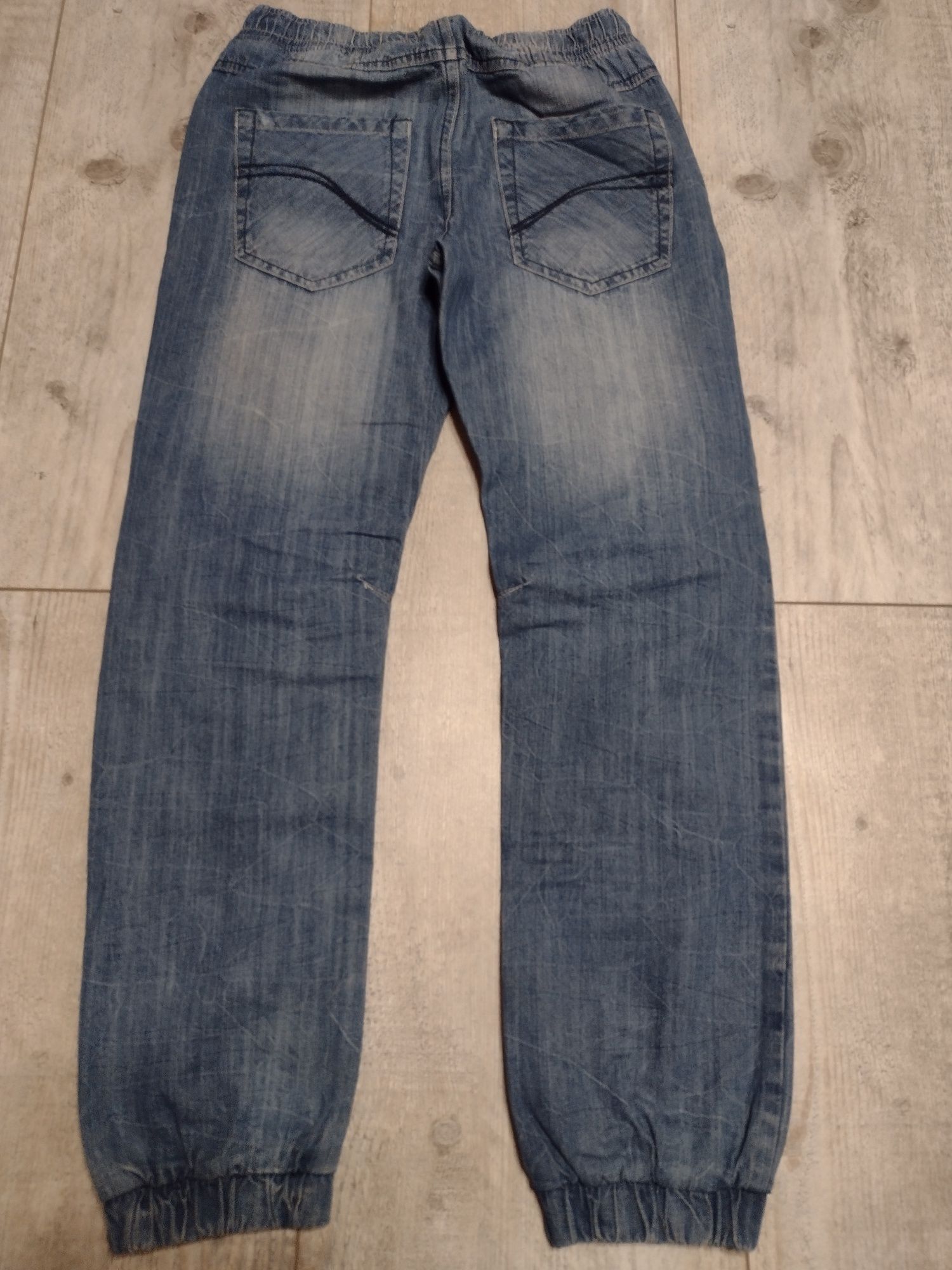 Jeansy 164/S Chapter Young joggersy