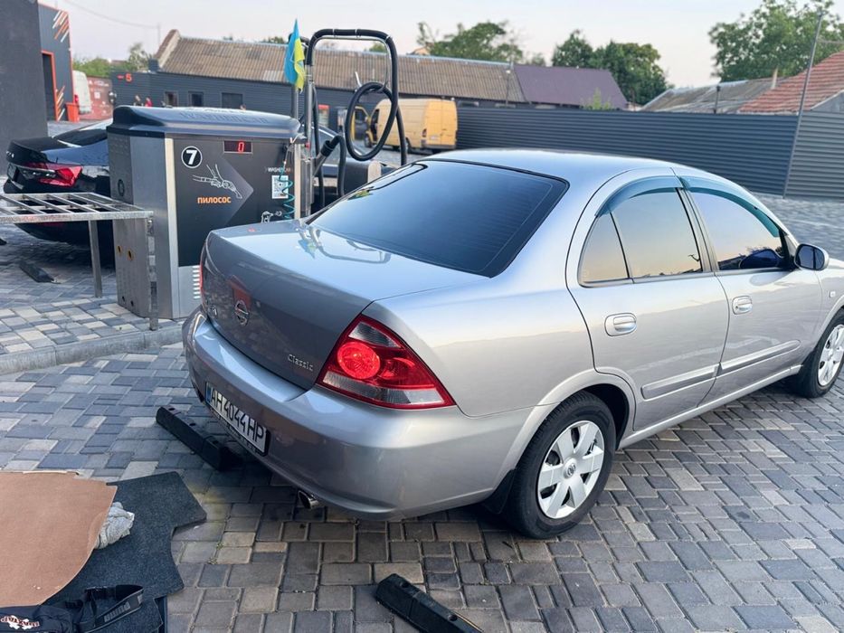 Nissan almera classic