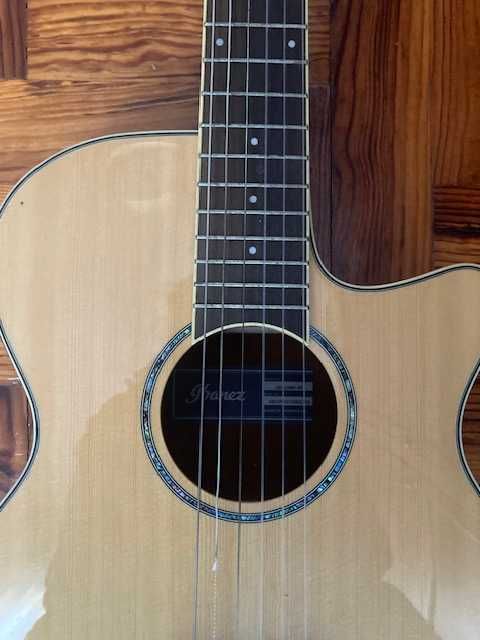 Guitarra Ibanez AEG10NⅡ