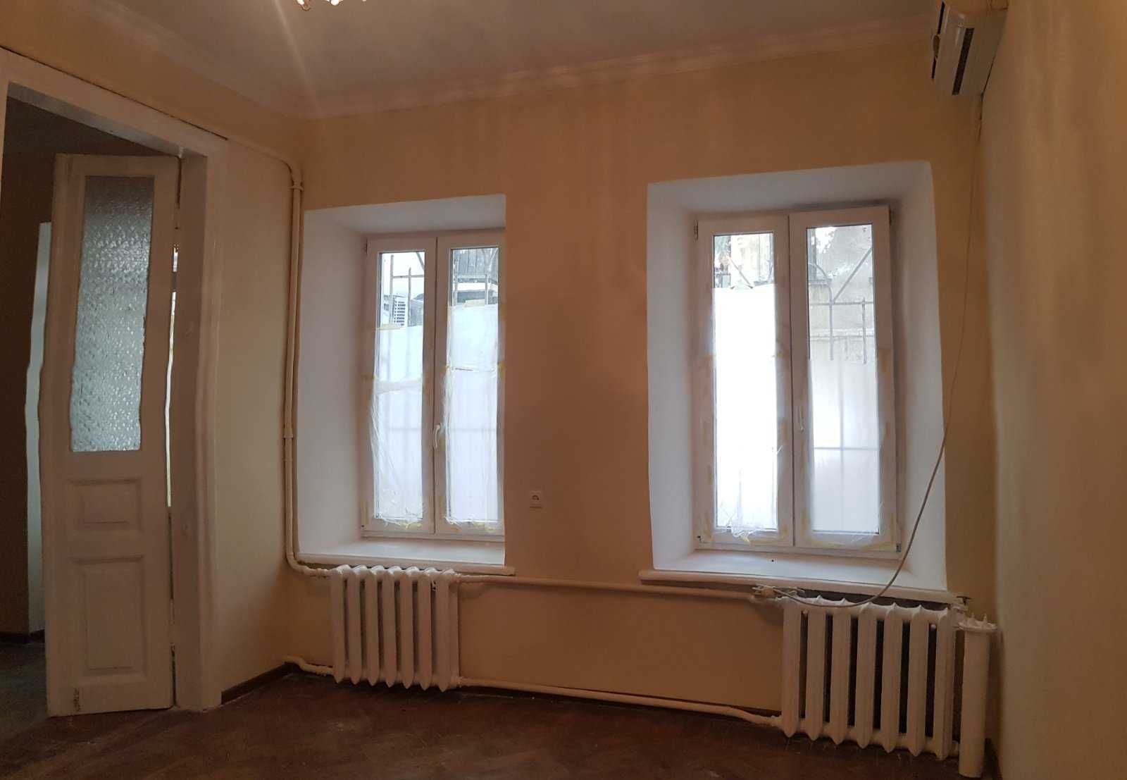 Продам перспективную квартиру в Центре, 80 м.кв. Царский дом. (Ф-4)