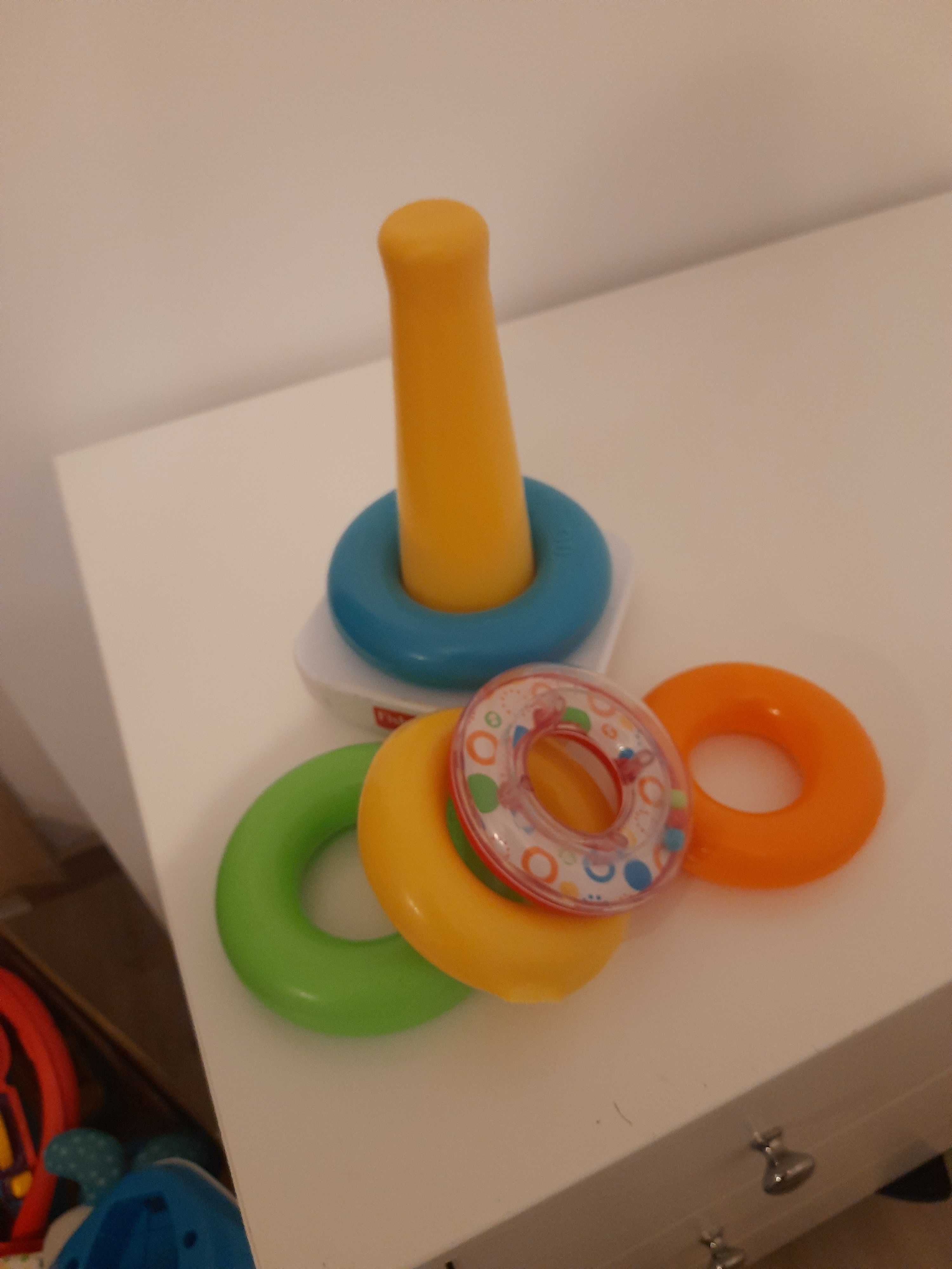 Fisher-Price Piramidka z kółek