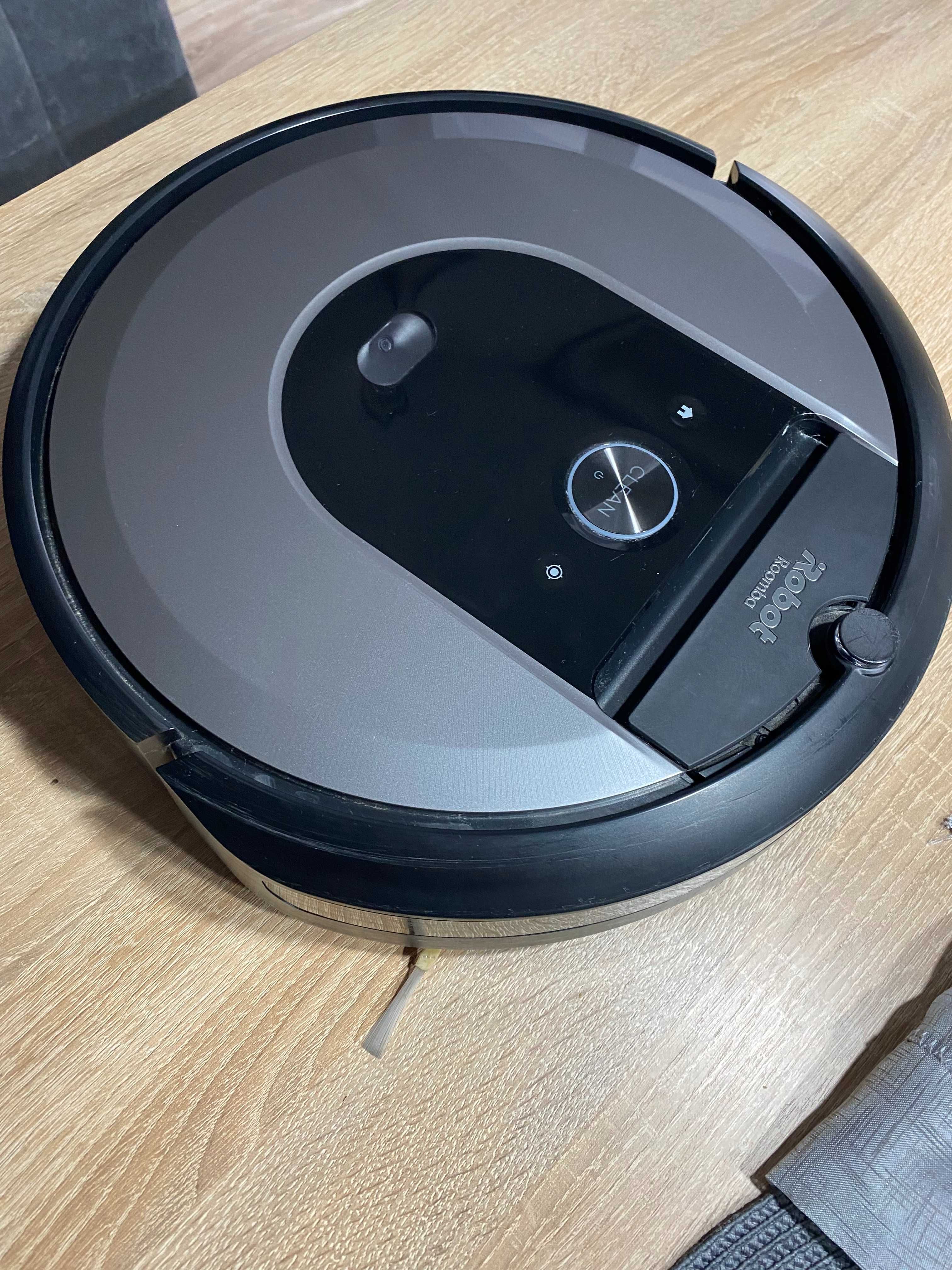 IRobot Roomba i7 sprzedam