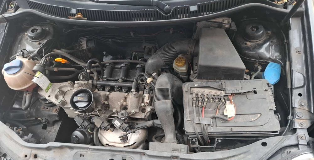 Sprzedam samochód na dojazd do pracy i do szkoły