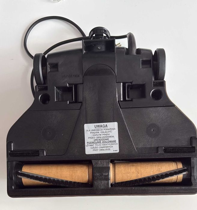 Elektroszczotka Rainbow Power Nozzle PN-1 z kablem zasilającym.