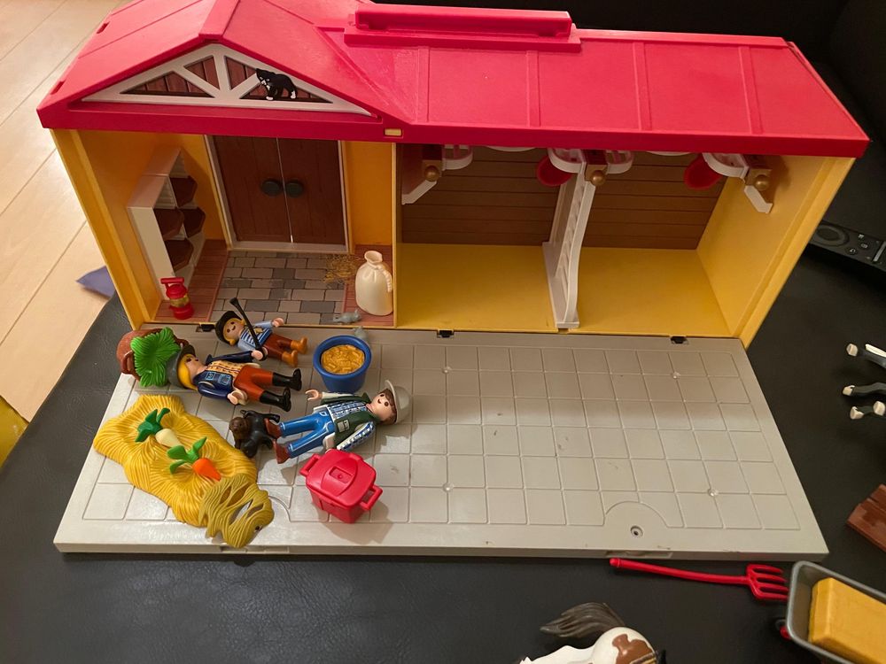 Playmobil quinta cavalos