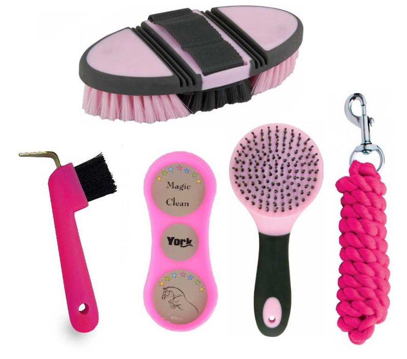 Zestaw przedmiotów dla konia 5 szt