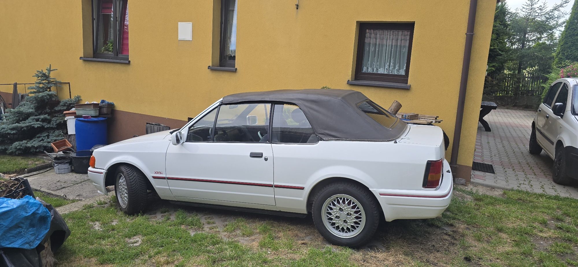 Ford escort mk4 cabrio xr3i auto oldtimer retro