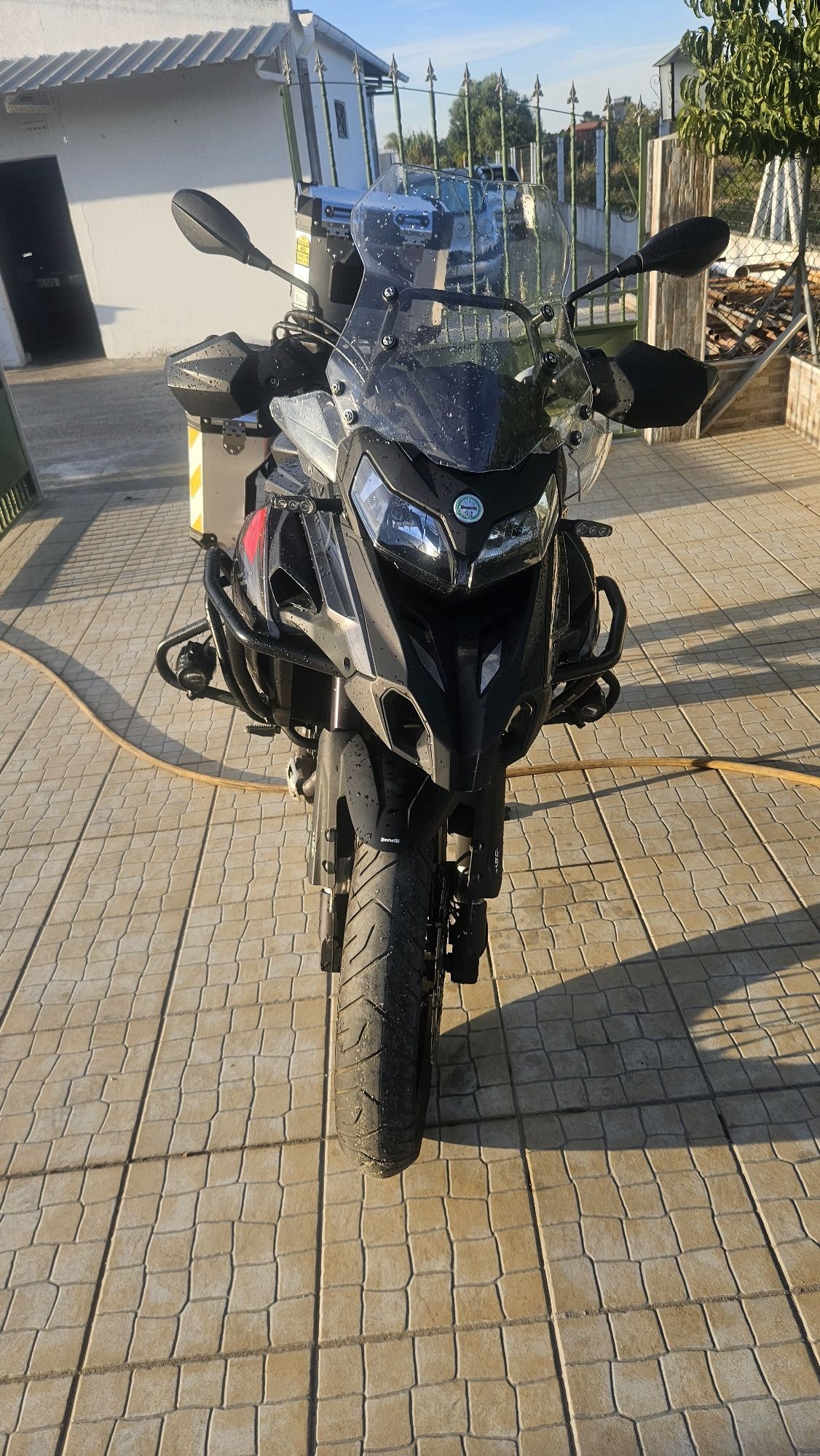 Benelli TRK 502x
