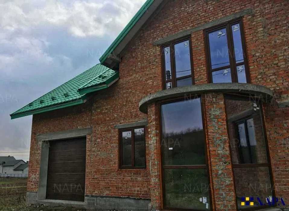 Гаражні підйомні секційні автоматичні розумні ворота в особняк GANT