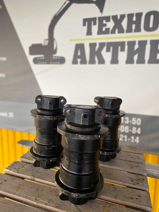 Опорний каток Liebherr R924 Volvo EC210 CASE 1187