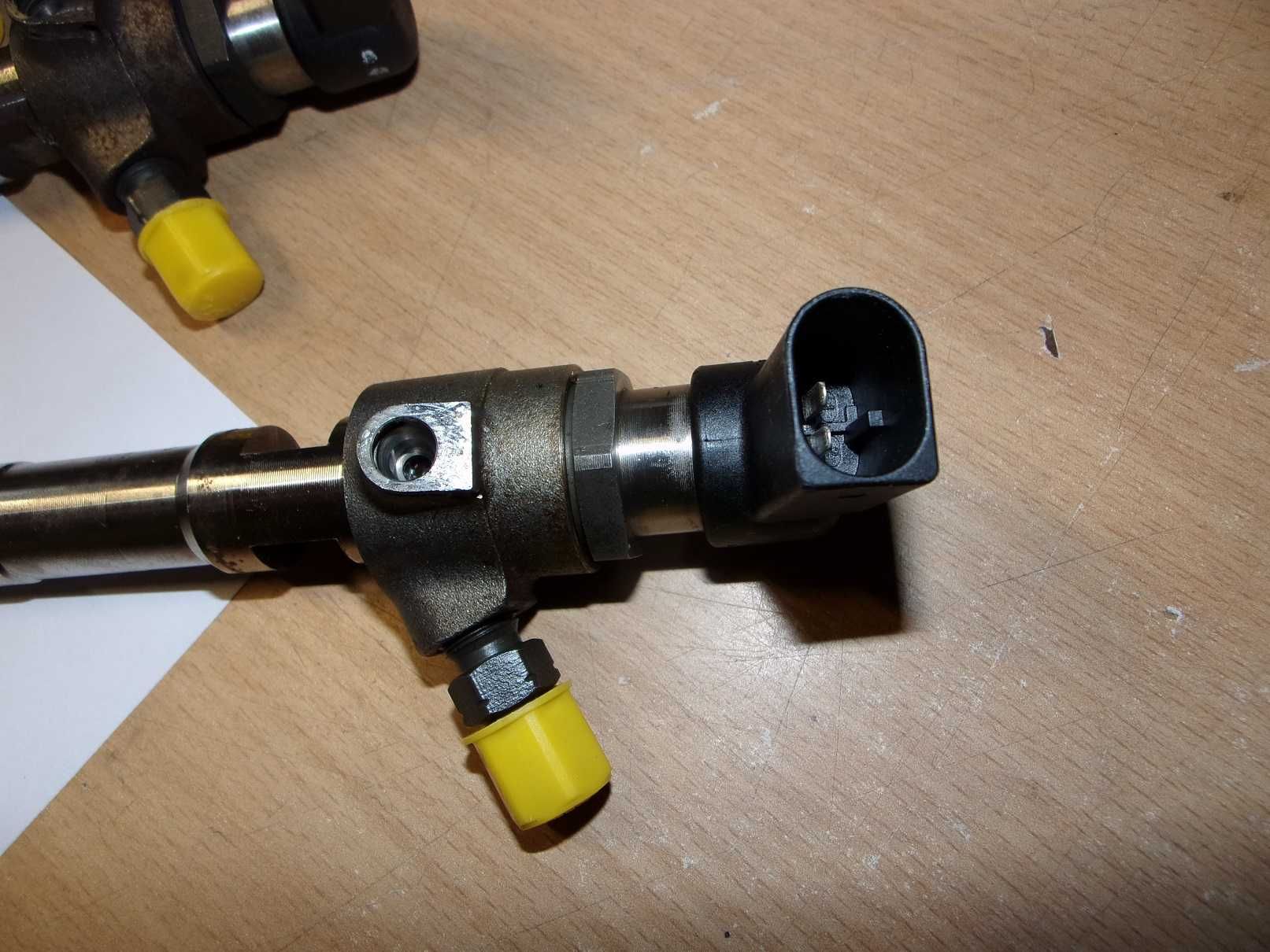 Wtrysk wtryskiwacz Audi seat skoda 1.6D 02.09-09.20 03l13_0277b kpl x4