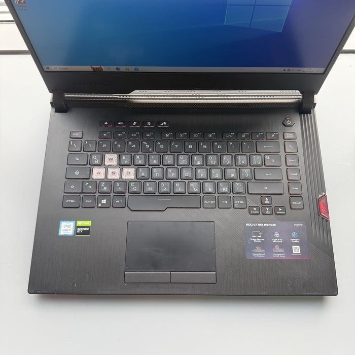 Ноутбук Asus Rog Strix