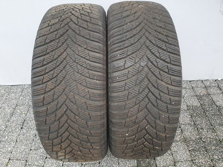 Opony zimowe 215/60 R16