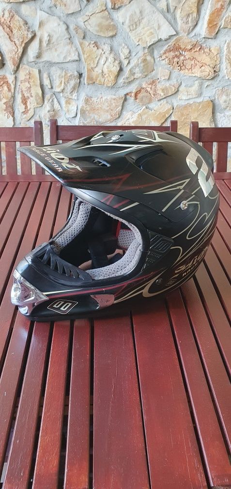 Capacete de Motocross Shot Race Gear