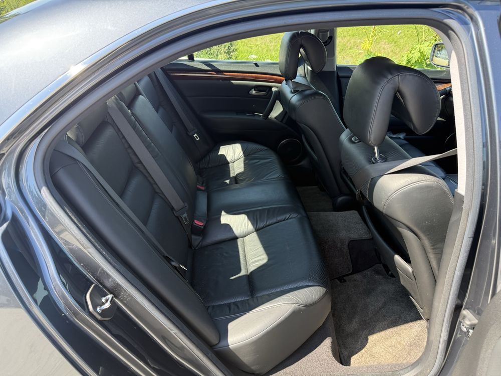 Honda Legend правий рюль