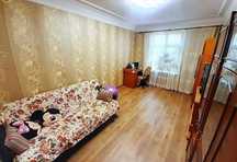 Продам 2 к. сталинку на Еврейской с кап.ремонтом на среднем этаже