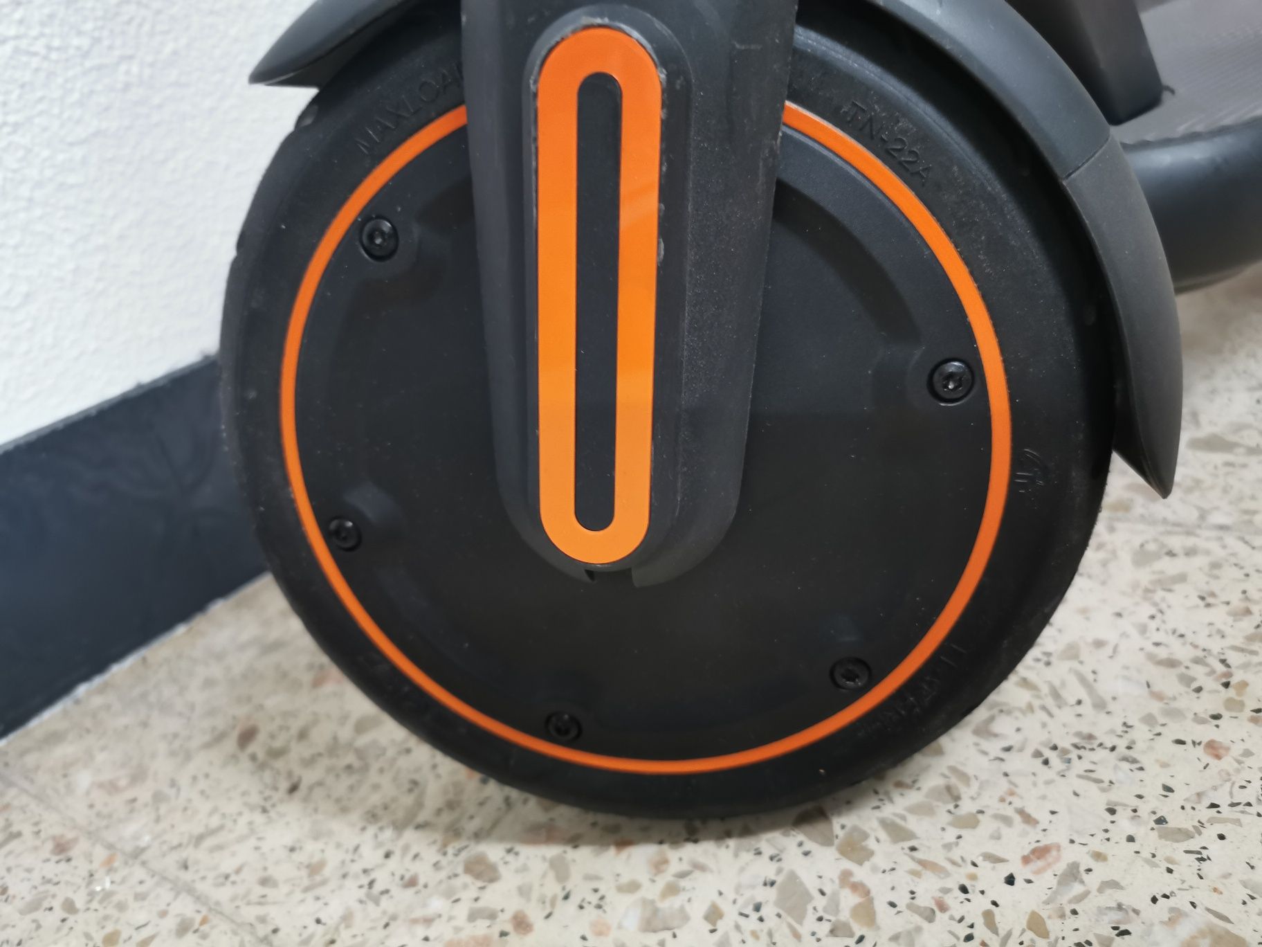 Trotinete eléctrica  nova Xiaomi scooter 4 go