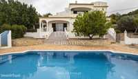 Moradia V4, com piscina, para venda, em Boliqueime, Loulé, Algarve