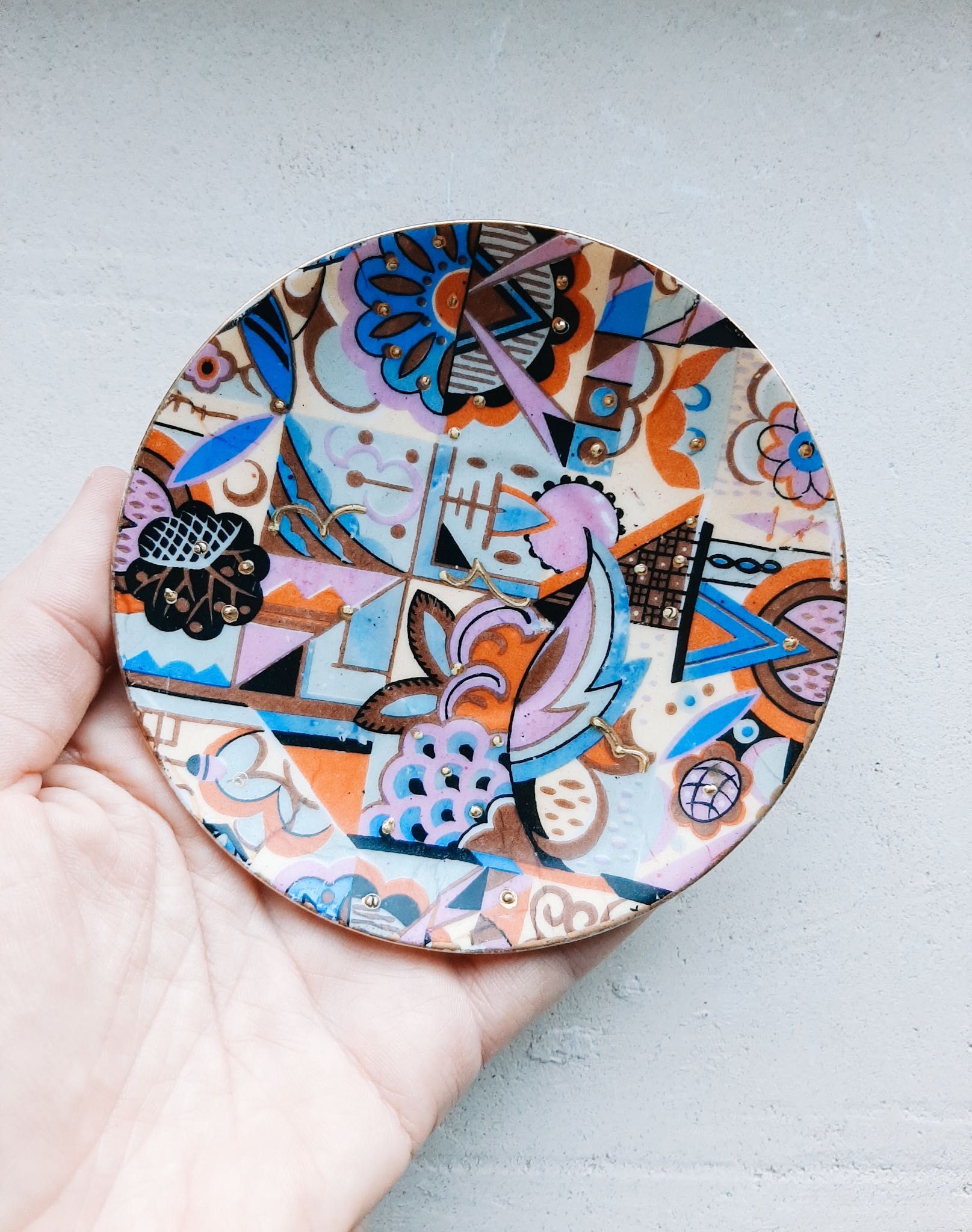 Porcelanowy talerz w stylu kubistycznym vintage