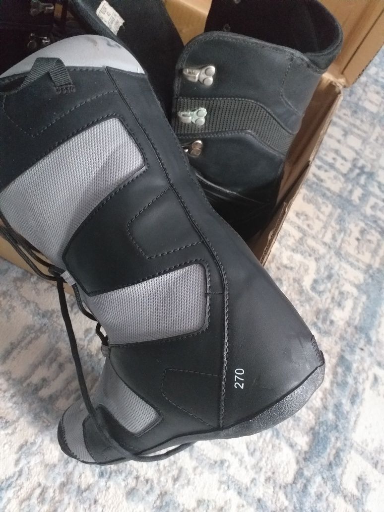 Buty Snowboardowe BLAX 42 rozmiar---czarne,używane,wygodne---Łódż