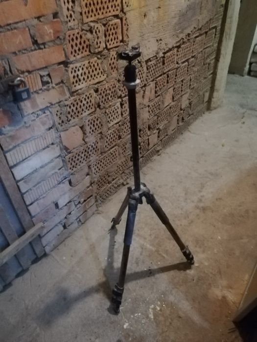 Statyw Włoski Manfrotto