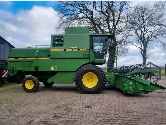 Комбайн зернозбиральний John Deere 1188 Hydro 4