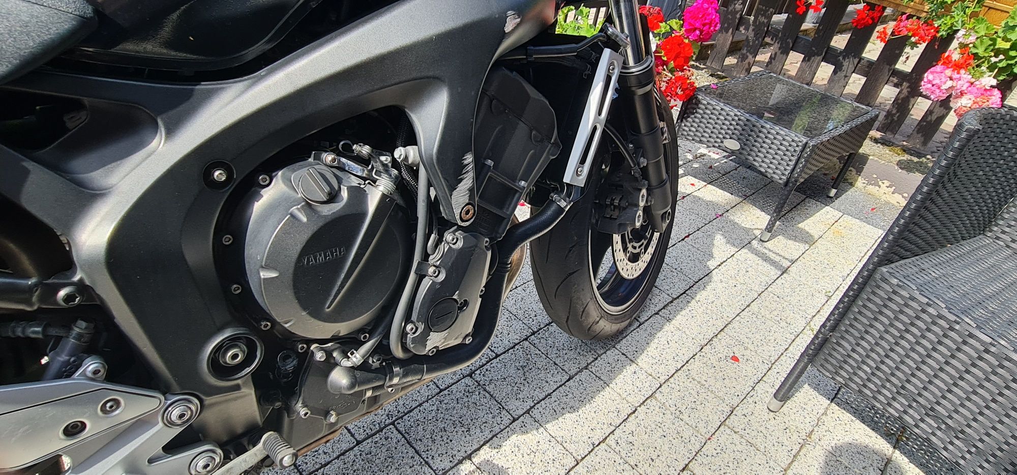 Yamaha FZ6 s2 poj. 600.  100KM 2007