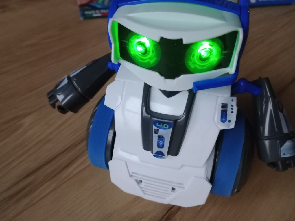 Cyber Talk Robot Programowalny