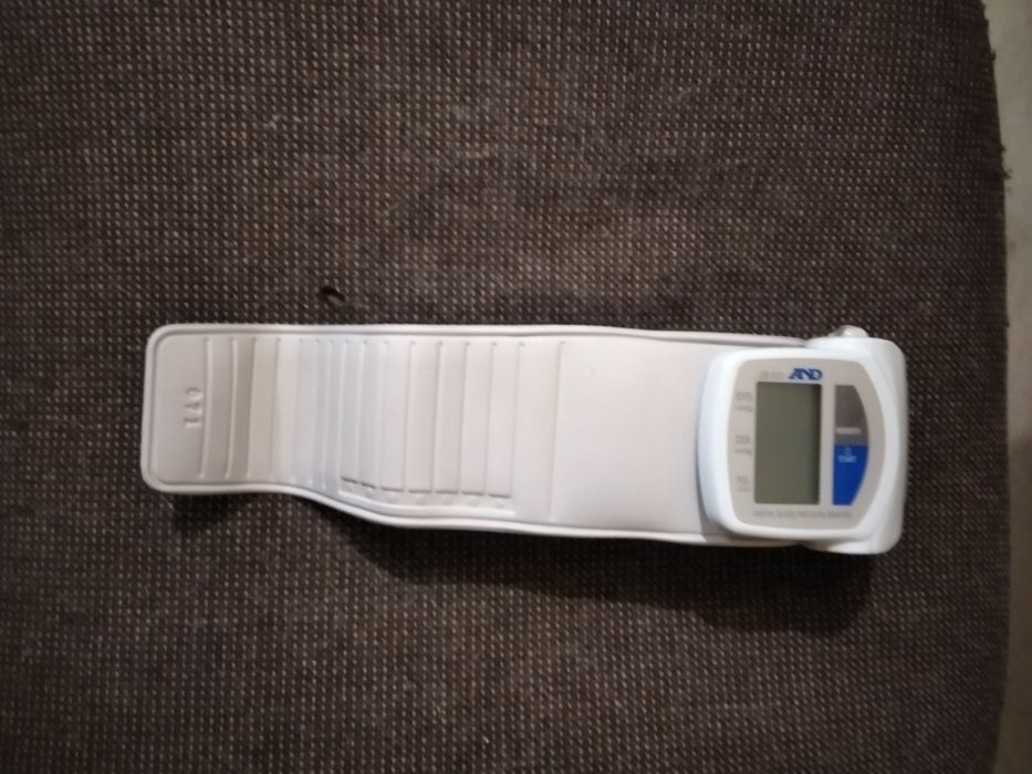 Прибор для измерения давления.