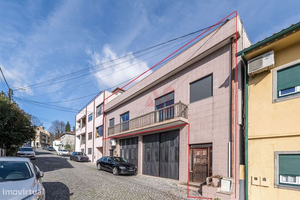 Restaurante com 305,75 m2, todo EQUIPADO em Fafe