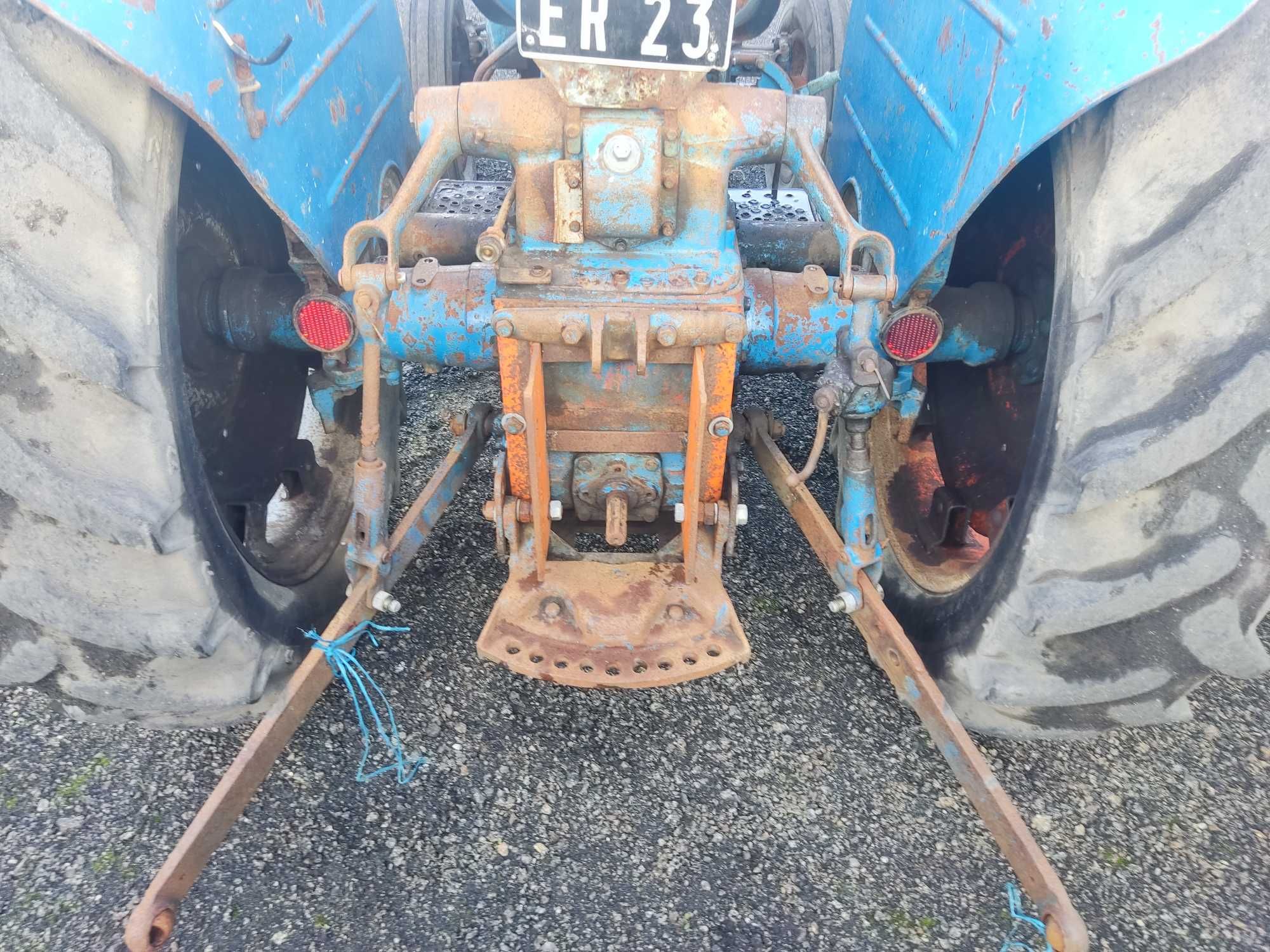 traktor zabytek fordson major 1976  sprawny do zarejestrowania