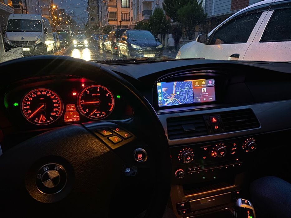 Магнітола BMW E60, E90 карплей