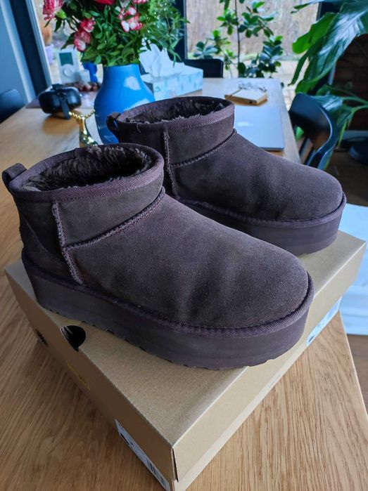 UGG Classic Ultra Mini Platform rozm. 39
