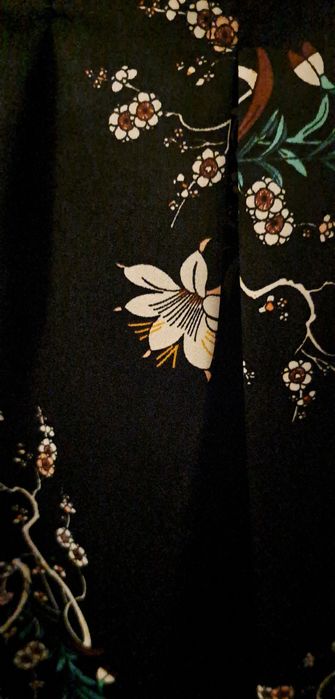 Blusa acetinada preta