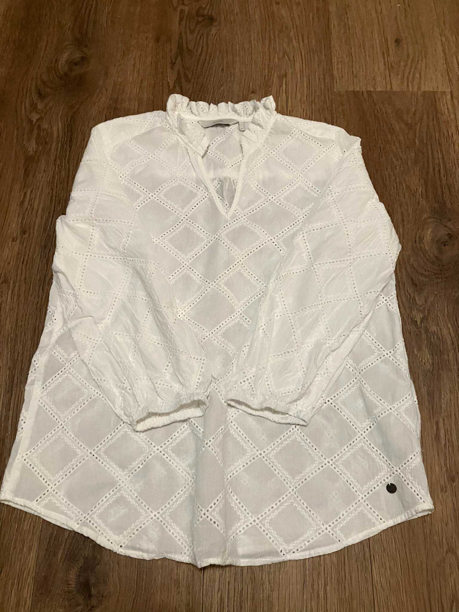 Biała bluzka haftowana 38