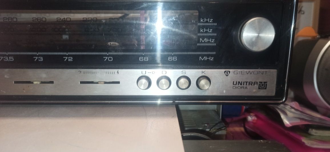 Sprzedam amplituner+radio marki Unitra
