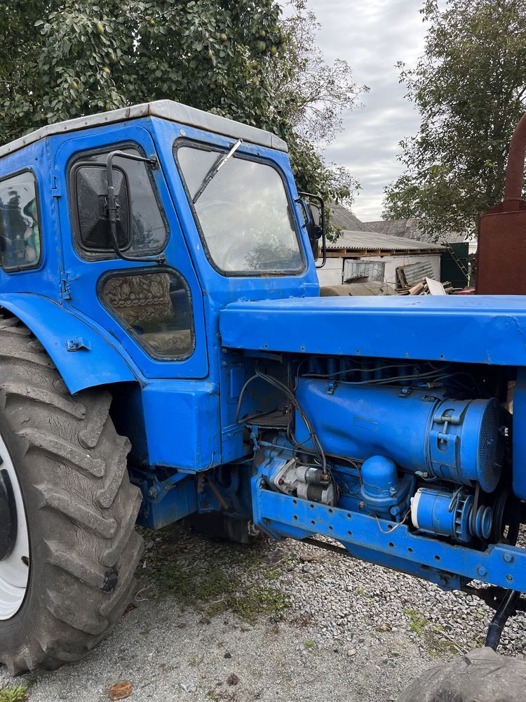 Продам трактор т40
