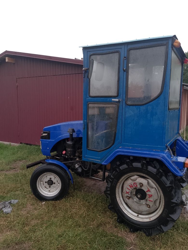 Продам трактор сінтай 220