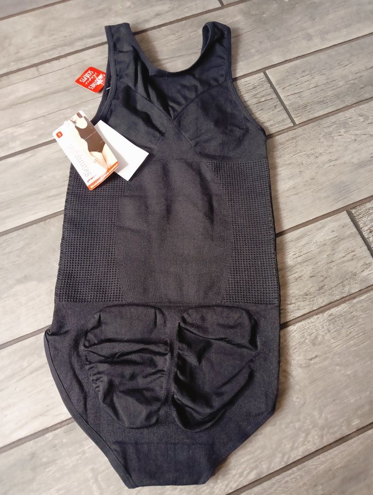 Body wyszczuplające, body kształtujące sylwetkę, r. S
