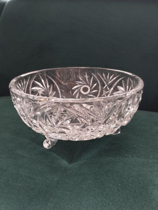 Piękna kryształowa misa