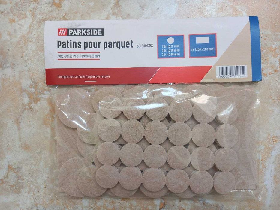 Накладки на ніжки меблеві.