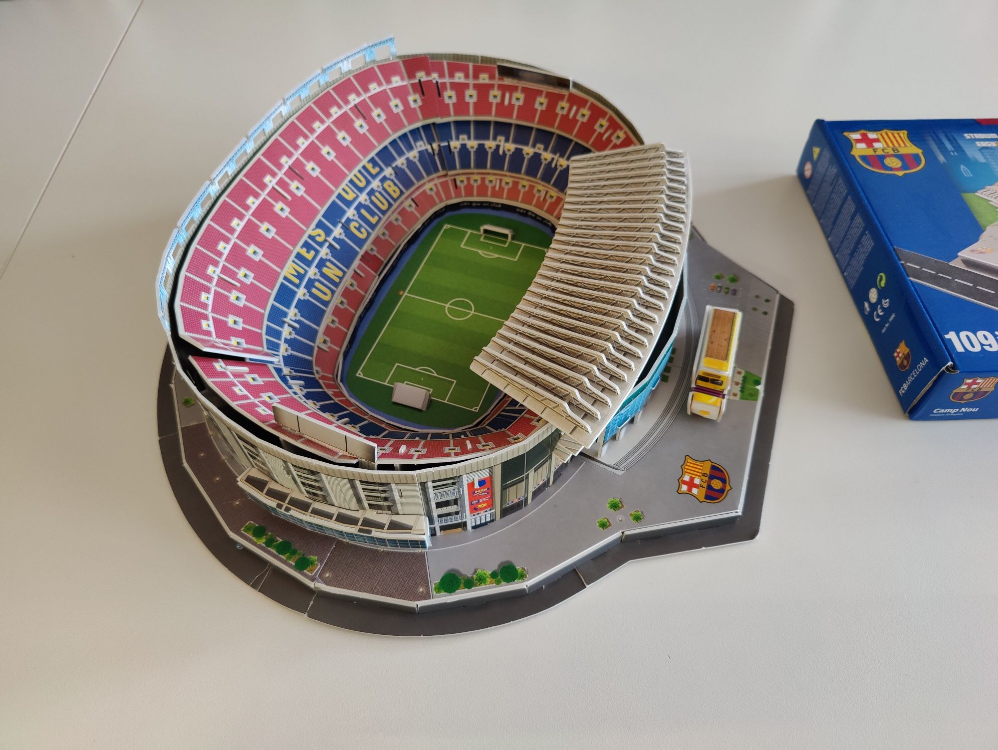 Puzzle piankowe piłkarskie stadion FC Barcelona