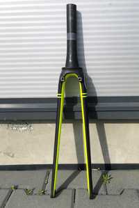 Widelec szosowy Corratec uci carbon 28" 700c 17,5cm 420g tapered