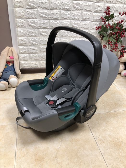 Автокрісло Britax Römer BABY-SAFE3 i-SIZE Група 0+ (0-13 кг) брітакс