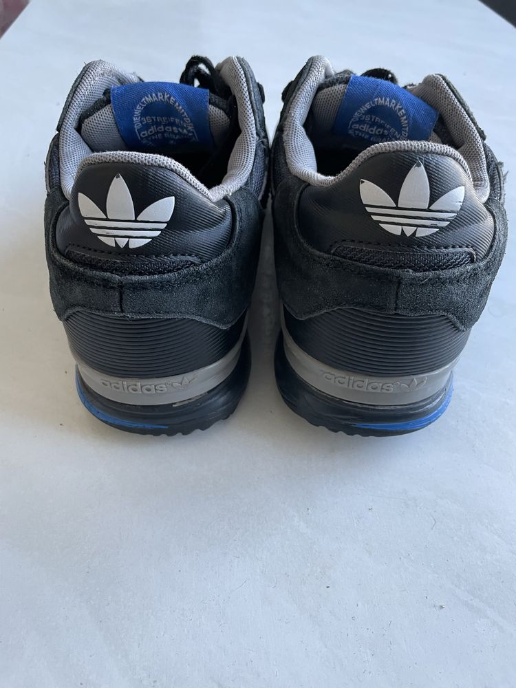 Кроссовки adidas zx 750