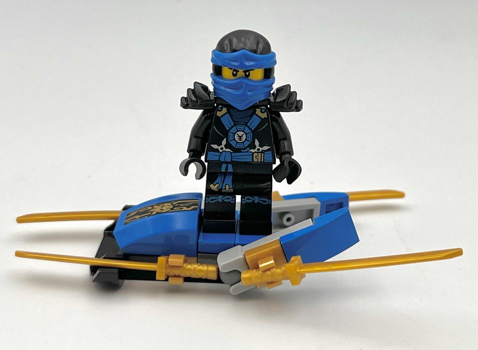 Lego Ninjago figurka Jay njo0152 z zestawu 70736 z pojazdem