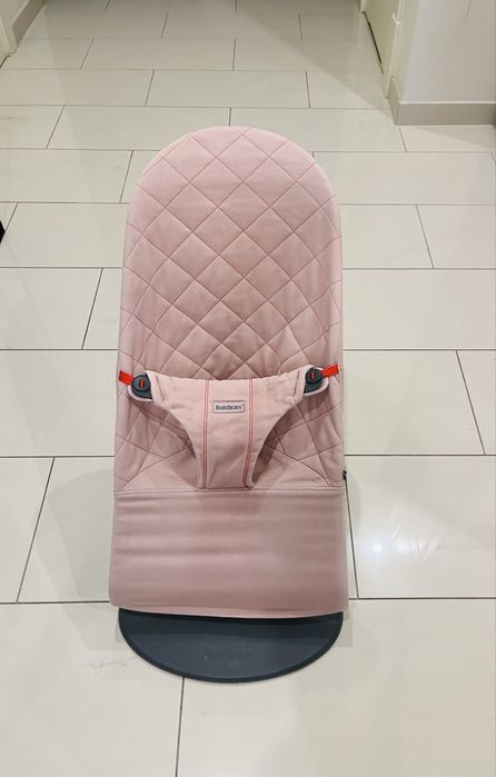 Babybjorn leżaczek dla dziewczynki